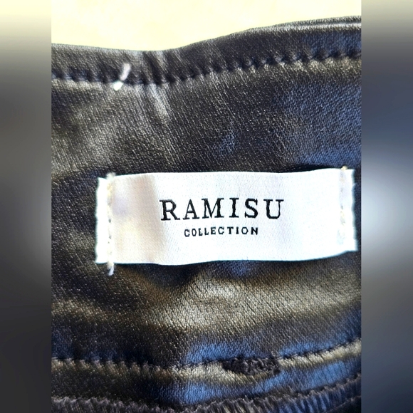 Ramisu Black Faux Leather Silver Zip up Pull on Shorts Goth Grunge Biker Style - Picture 8 of 11